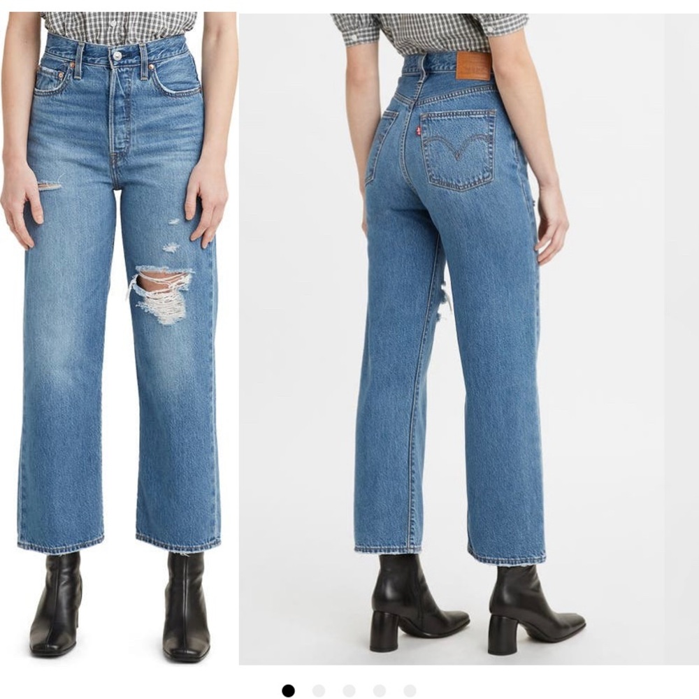 Levi’s rib cage jeans only worn once! Purchased in December